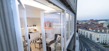 Kawalerka z widokiem, centrum, po remoncie