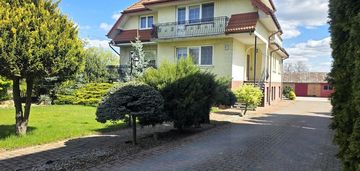 Duzy dom w kowalach gm. sieradz,na działce 1900m2