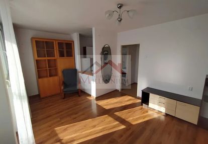 Jasna kawalerka 30 m², balkon, świetna lokalizacja