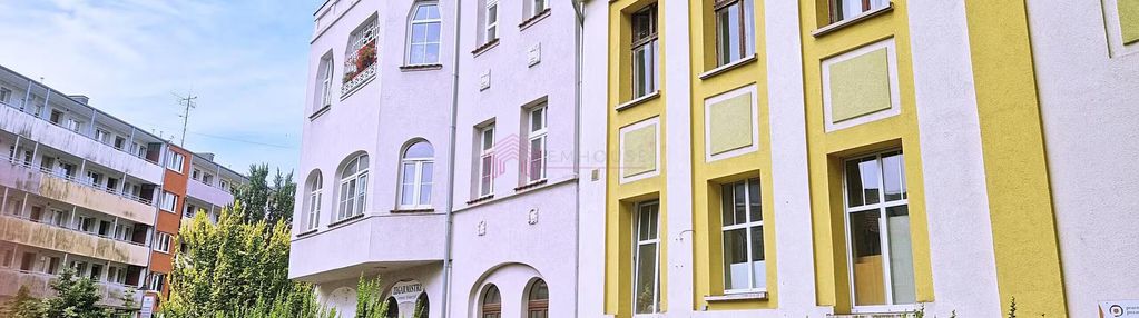 Czteropokojowe mieszkanie w centrum.
