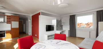 3 pokoje i duży balkon i 63 m2