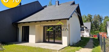 Nowoczesny dom wśród ciszy i zieleni