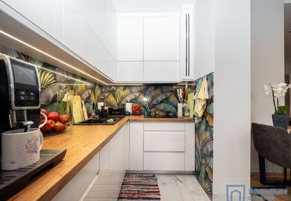 4 pokoje i 70 m2 i garaż/balkon i ostatnie piętro