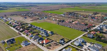 Lutynia_gazprądwodakanalizacja_asfalt_mpzp