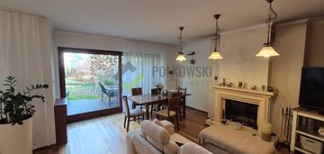 Dom jednorodzinny w zabudowie szeregowej
