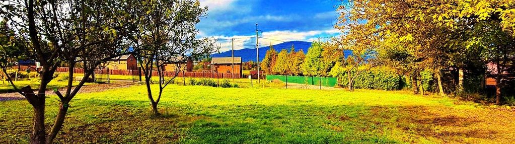 900 m² w górskiej okolicy – pełny dostęp do mediów