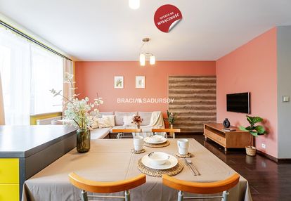 3 pok. przewóz - k. lokatorska i m. postojowe