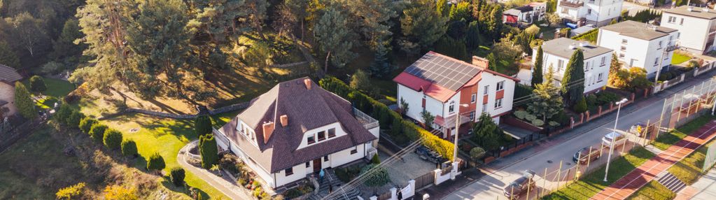 4 sypialnie w rumi, dodatkowa przestrzeń pod domem