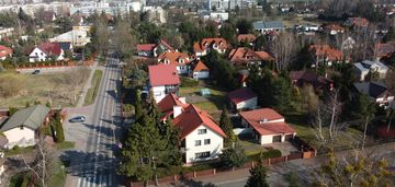 Dom z potencjałem w sercu błonia!