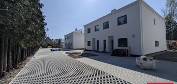 Ostatni bliźniak na sprzedaż