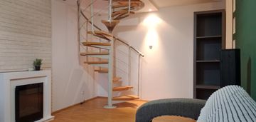 Piękne dwupiętrowe jasne mieszkanie -wynajem