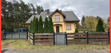 Atrakcyjny dom na przedmieściach poznania