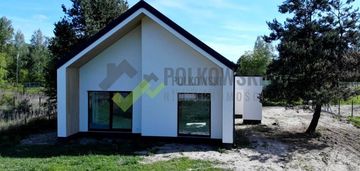 Funkcjonalny dom z dużą działką