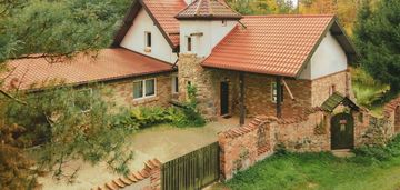 Posiadłość nad jeziorem isąg