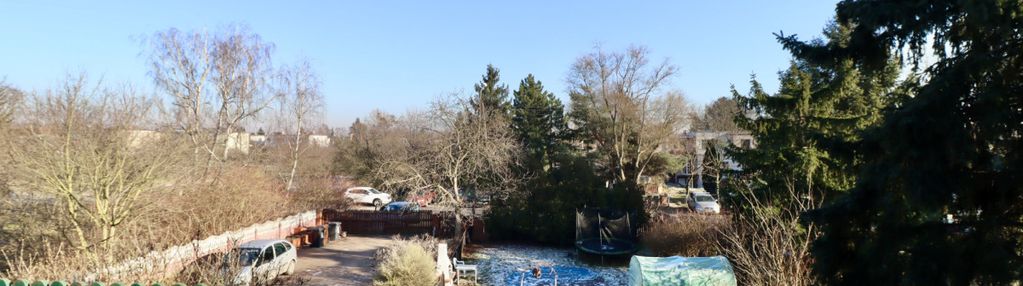 Skrajny dom w zabudowie szeregowej – świerczewo