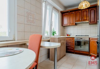 86m2 ul.piasta piętro 3