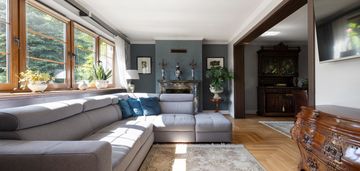 Reda – przestronny dom w sąsiedztwie lasu.