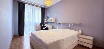 2 pok./1 piętro/balkon/czynsz 206zł/ złota podkowa