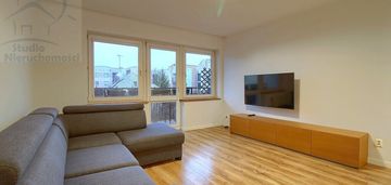 Duży balkon, rozkładowe, m.postojowe