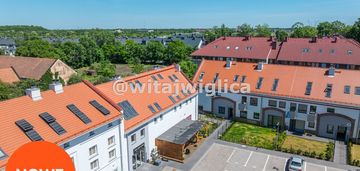 Loft- adaptacja strychu w odnowionym folwarku.