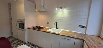 Mieszkanie jednopokojowe tuż przy pl.zbawiciela