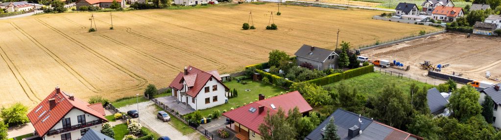 Dom z ogrodem zaledwie 3 km od morza - nowa cena