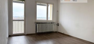 3 ustawne pokoje, ogrzewanie miejskie, balkon!