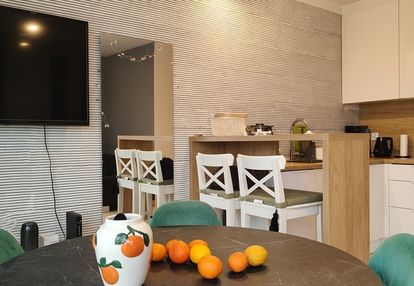 Z dużym balkonem i garażem w super lokalizacji