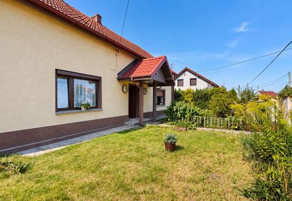 Dom w otoczeniu lasów | solarnia | cisza, natura i potencjał