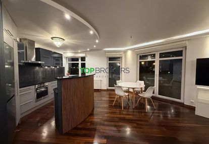 Komfortowe 4 pokoje, 2 balkony, podwójny garaż