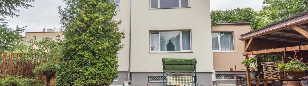 Dom-ogród-fotowoltaika-garaże-świetna lokalizacja