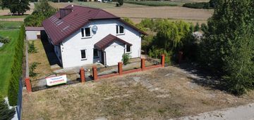 Na sprzedaży budynk mieszkalno-usługowy