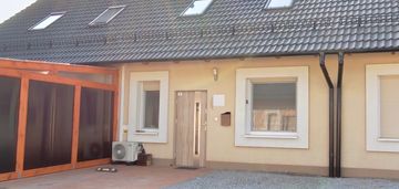 Dom szeregowy NAMYSŁÓW/ ogródek, klimatyzacja