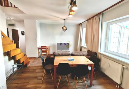 Dwupoziomowe 4 pokoje 66,4 m² – przestrzeń i styl