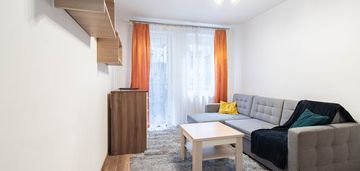 2 osobne pok i balkon i kampus uj i 3000 całość