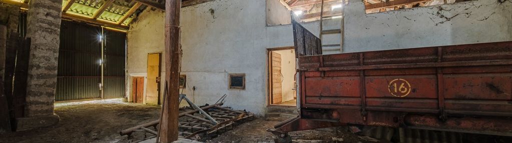 Dom z piękną 70 arową działką w szczurowej