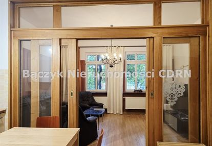 Ciekawe mieszkanie z dostępem do ogrodu