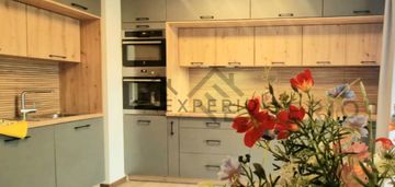4family/4rooms/2 balcony/ air condition/first rent