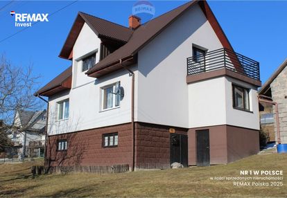 Urokliwy dom w stylu zakopiańskim w kurowie