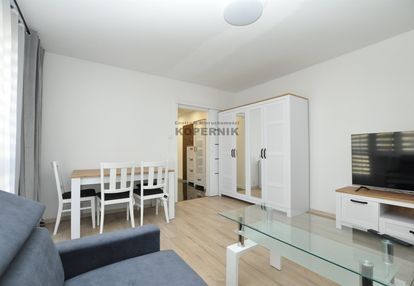 2 pok,po remoncie,balkon,parking,umk