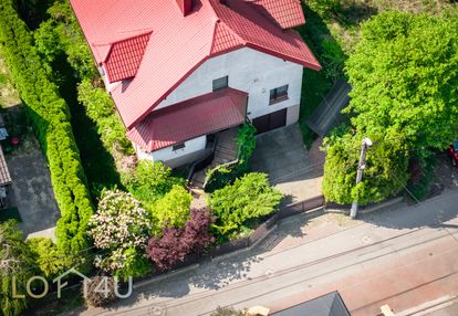 Przestronny dom z potencjałem na biznes