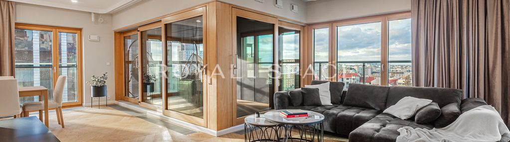 Luksusowy apartament z tarasem w mennica residence