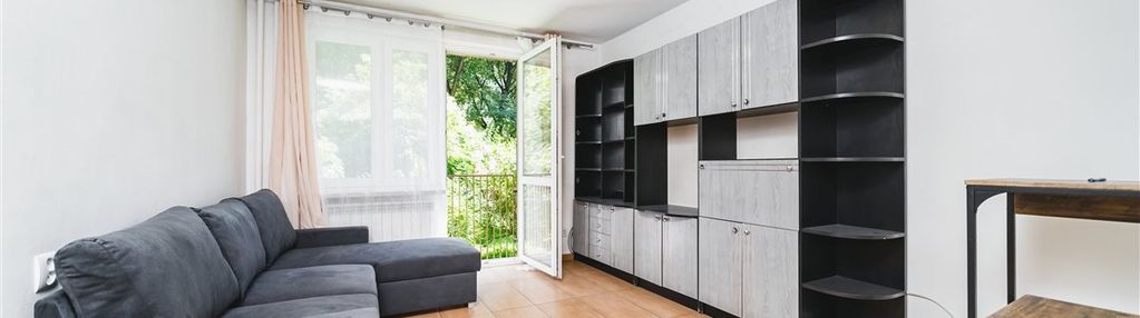 30m2, jasna kuchnia, do wejścia, widok na zieleń
