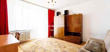 3 pok.ok 47m2 z balkonem os. podwawelskie!