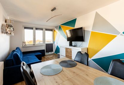 3 pokoje blisko skm, 6 piętro z pięknym widokiem.