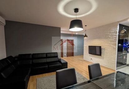 Przestronne mieszkanie w legionowie umeblowane