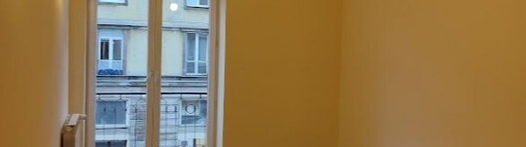 4-pokojowe mieszkanie na śródmieściu