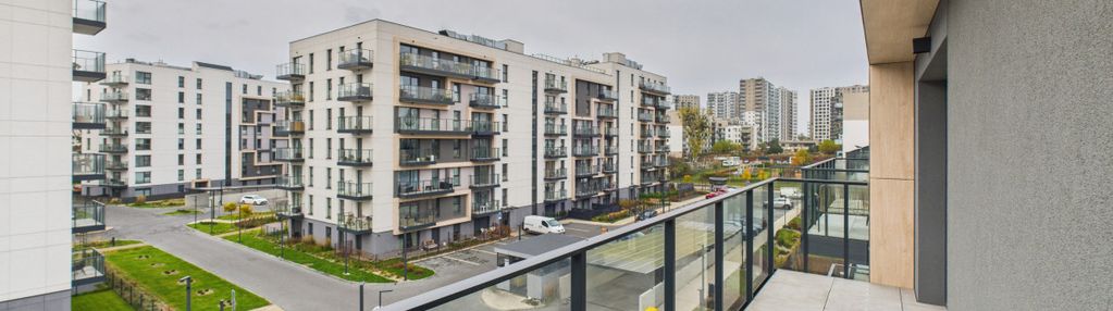 Niski budynek/klimatyzacja/2 miejsca w hali.