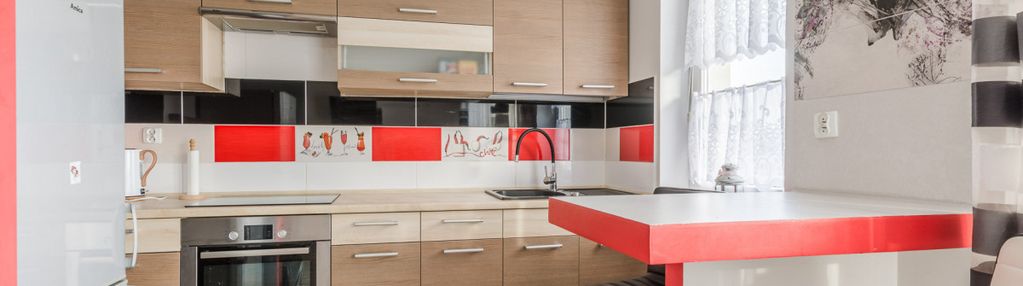 Kawalerka z dużym balkonem i miejscem parkingowym!