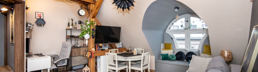 Klimatyczne 3-pokoje z garderobą, jeżyce